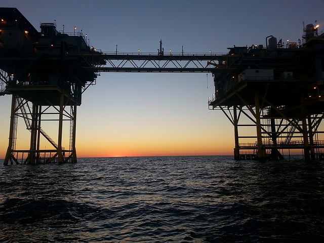 offshore platform, OIM injured 