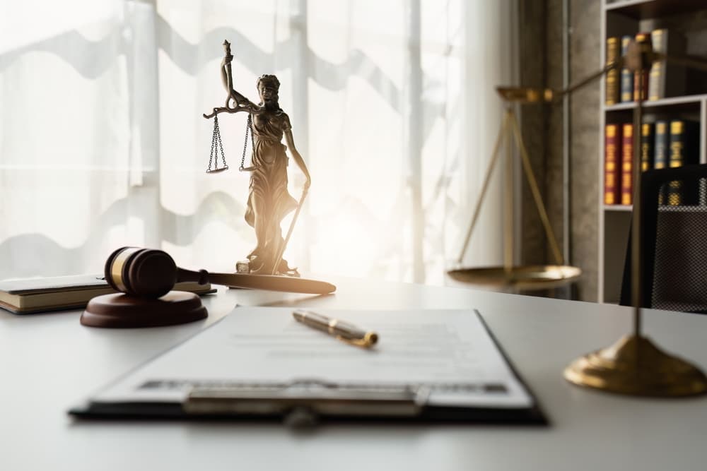 Agreement contract on working desk in office. Law, legal services, advice, Justice concept
